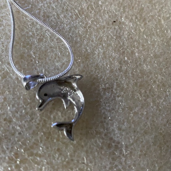 Vintage 924 JCM dolphin necklace - Picture 5 of 5